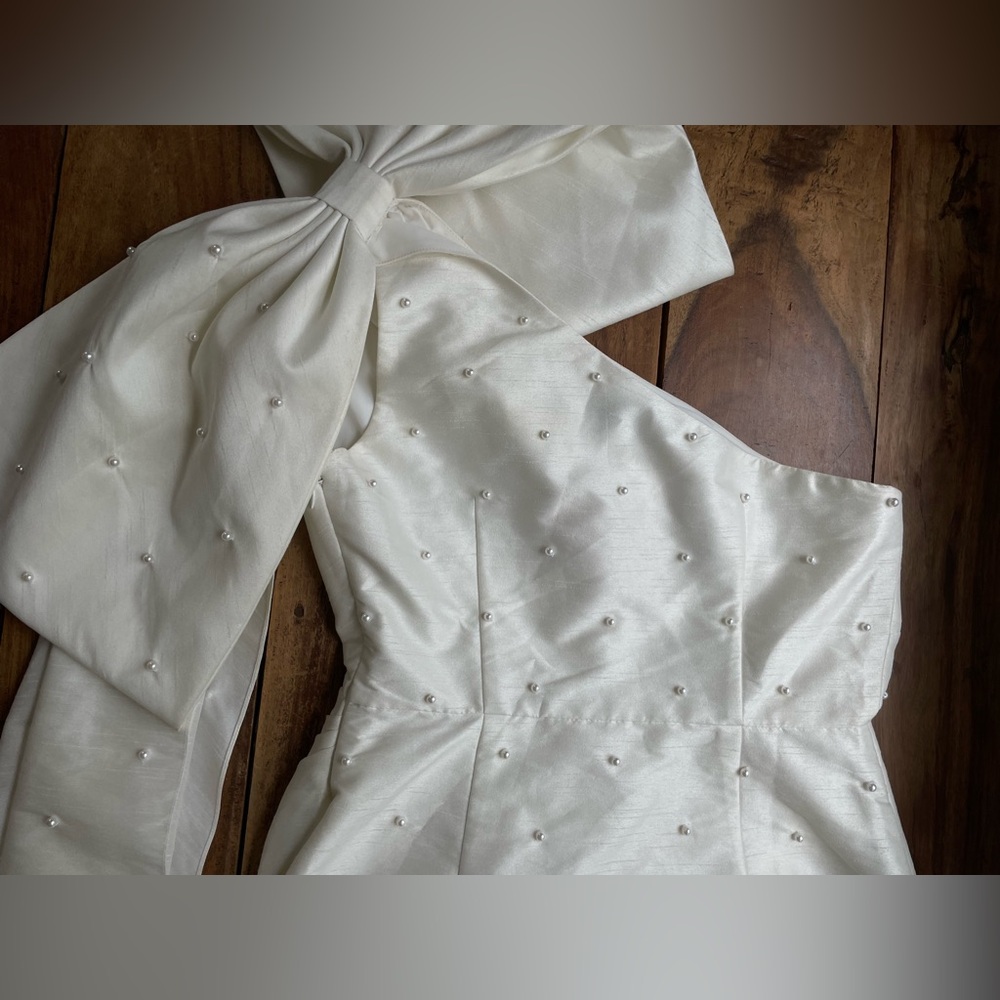 Sachin + Babi Ivory One-Shoulder Pearl-Embellished Mini Dress - Picture 9 of 15
